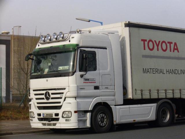 Mercedes_Benz_Actros_1851__12.03.2011__Bild_001.JPG