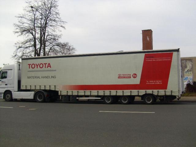 Mercedes_Benz_Actros_1851__12.03.2011__Bild_002.JPG