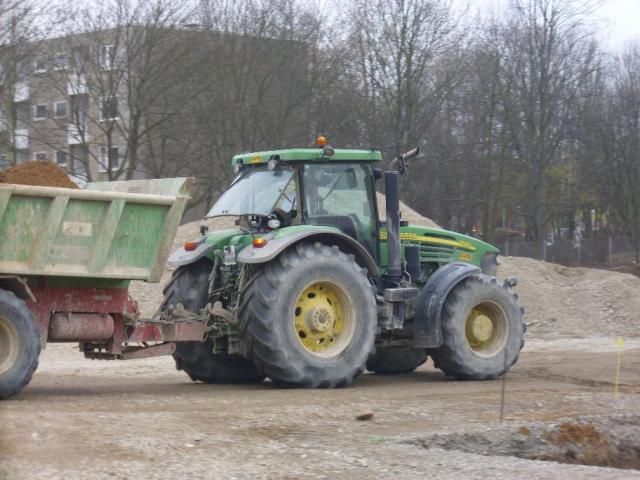 John_Deere_7920__14.03.2011__Bild_004.JPG