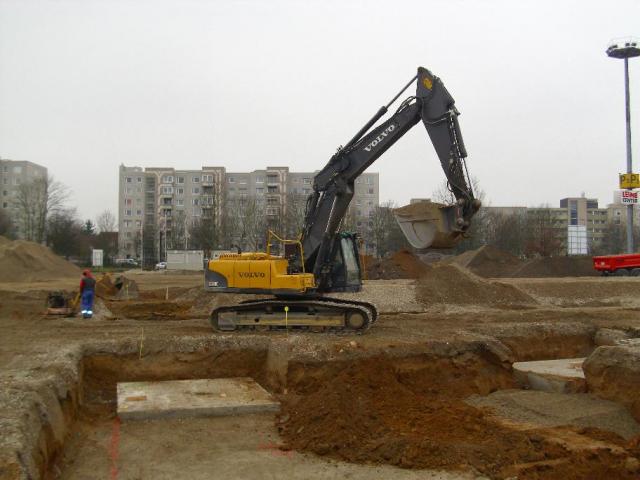 Volvo_EC_240C_NL__Bild_01_.JPG