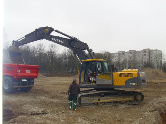 Volvo_EC_240C_NL__Bild_02_.JPG