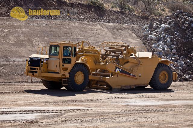 031_caterpillar_scraper_623G.jpg