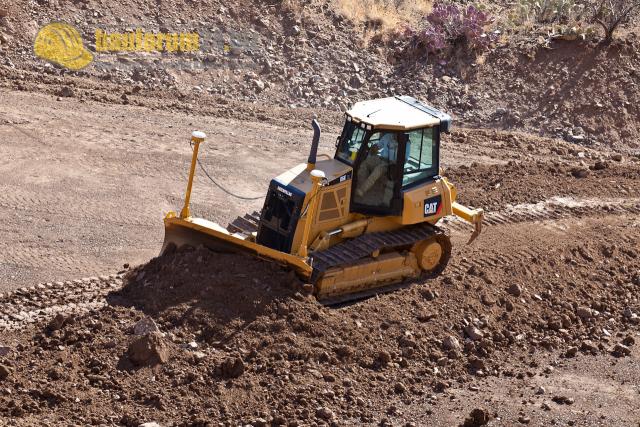 047_cat_dozer_d6k.jpg