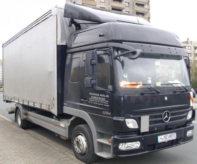 Mercedes_Benz_Atego_1224__Bild_03_.JPG