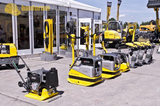 46_TiefbauLive___recycling_Aktiv_2011_wacker_neuson.jpg
