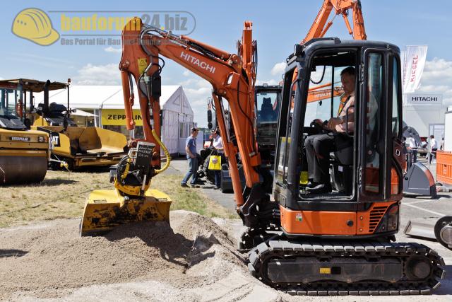 68_TiefbauLive___recycling_Aktiv_2011_hitachi.jpg