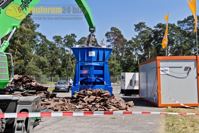 89_TiefbauLive___recycling_Aktiv_2011_sennebogen.jpg