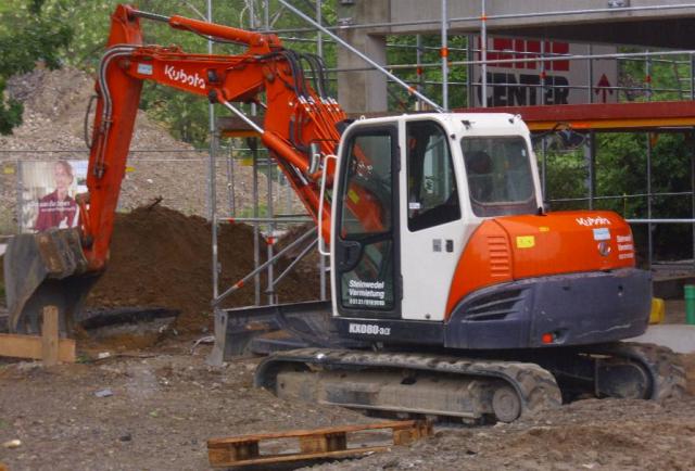 Kubota_KX_080_3alpha_2PGL.JPG