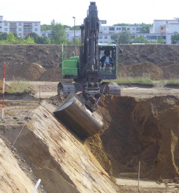 000__Volvo_EC_290C_NL___Bild_03_.JPG