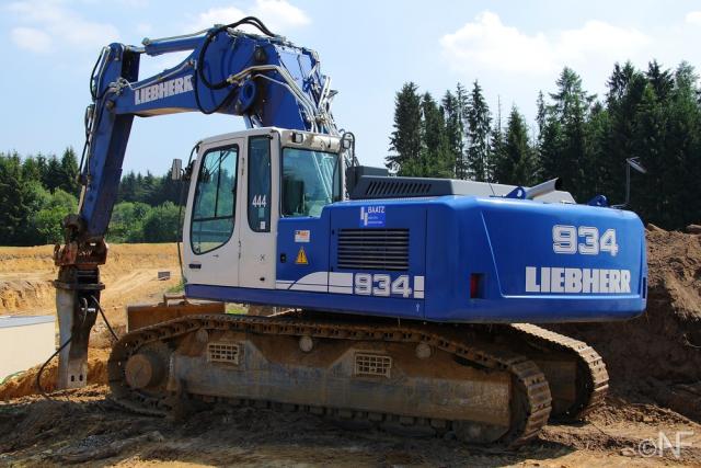 Liebherr_R934C_Litronic__1_.JPG