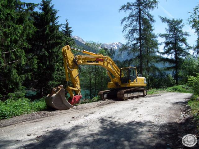 KOmatsu_350_5.jpg