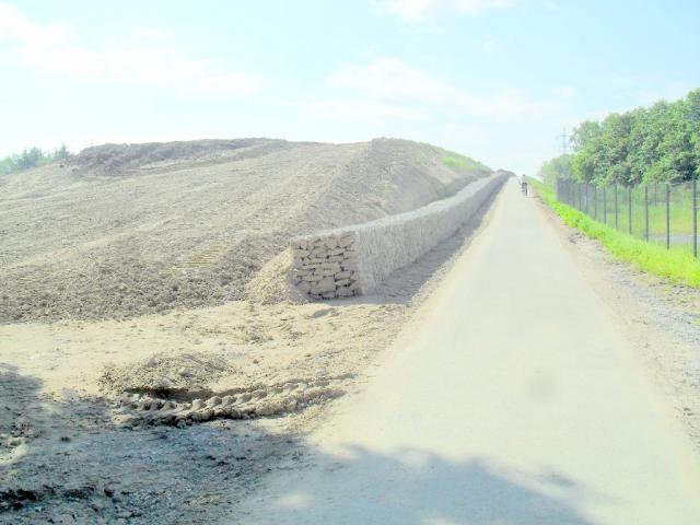 2011/06/post-16228-1307876944_thumb.jpg