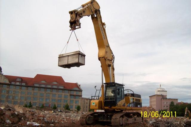 2011/06/post-7076-1308384912_thumb.jpg
