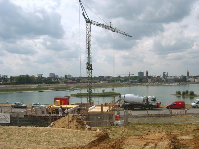 SA507393__1280x768_.JPG