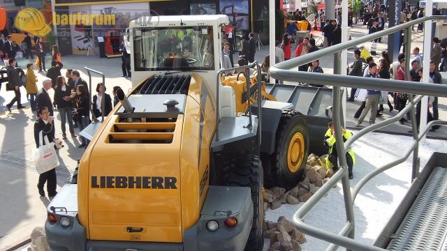 Liebherr_Bauma_China_2010__19.jpg