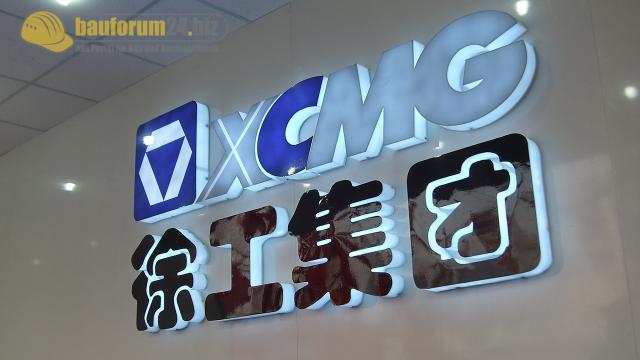 XCMG_Bauma_China_2010_.jpg