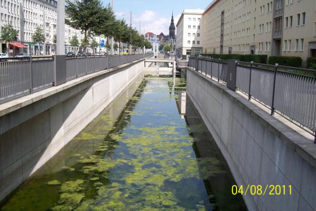 2011/08/post-7076-1312565818_thumb.jpg