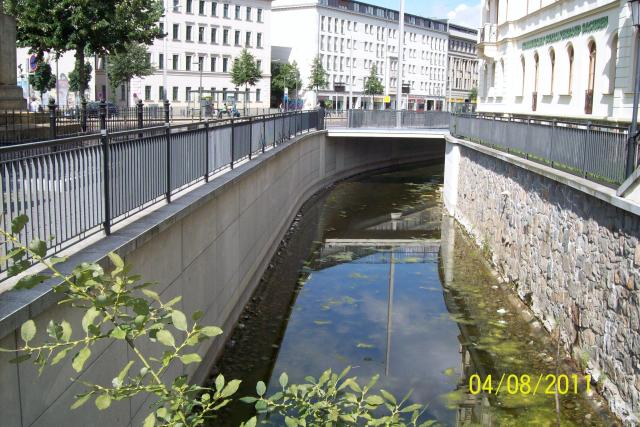 2011/08/post-7076-1312565972_thumb.jpg