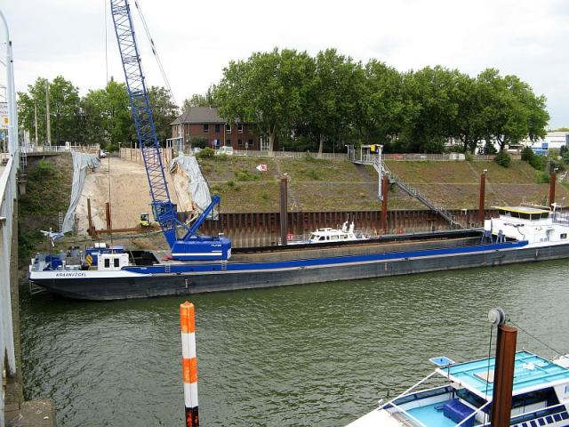 IMG_0093m.jpg
