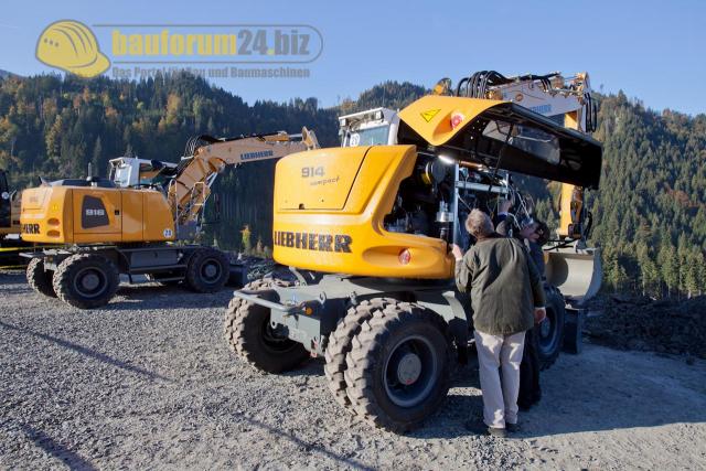 4_Liebherr_A916_A914compact.JPG