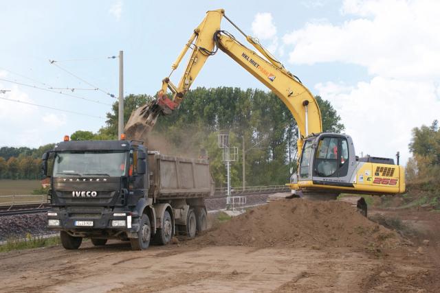 hkl_baumaschinen_bagger_mieten_2.jpg