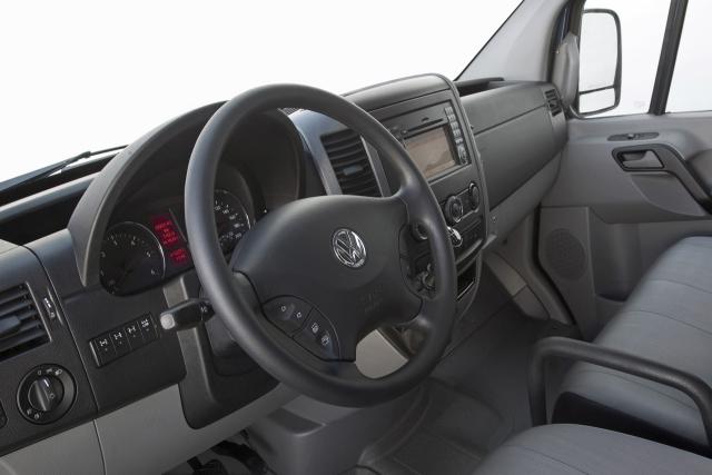 volkswagen_crafter_Cockpit.jpg