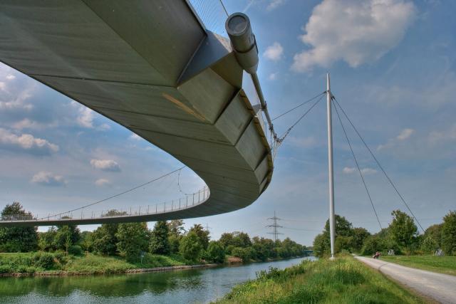 Rhein_Herne_Kanal_Gelsenkirchen_brueckenbaupreis2012.jpg