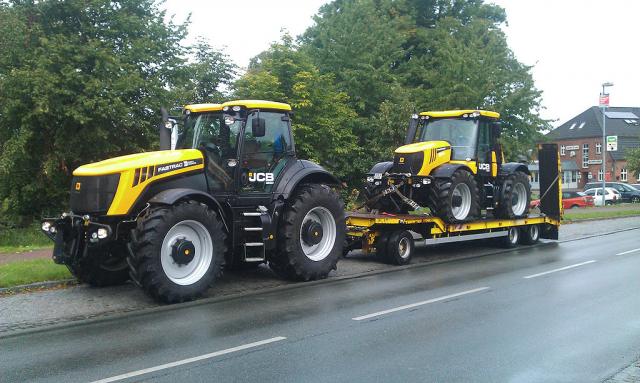 jcb_fastrac.jpg