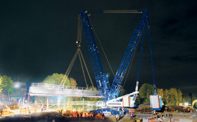 liebherr_Eisenbahnbruecke_LR_1600_1.jpg