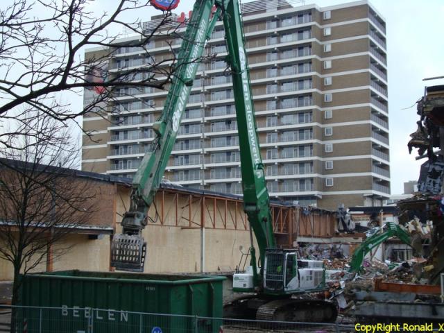DSC07010_border.jpg