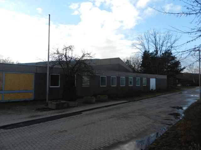 010m.JPG