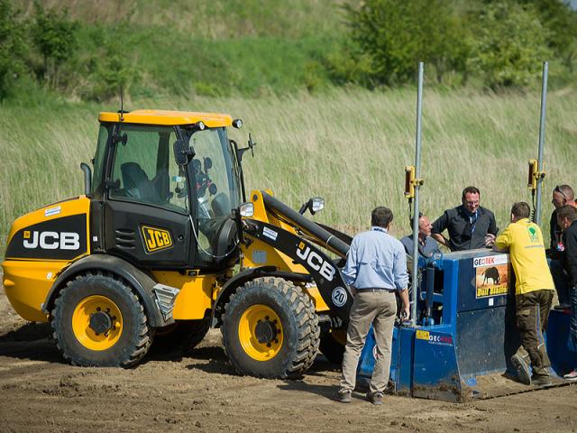 jcb_409.jpg