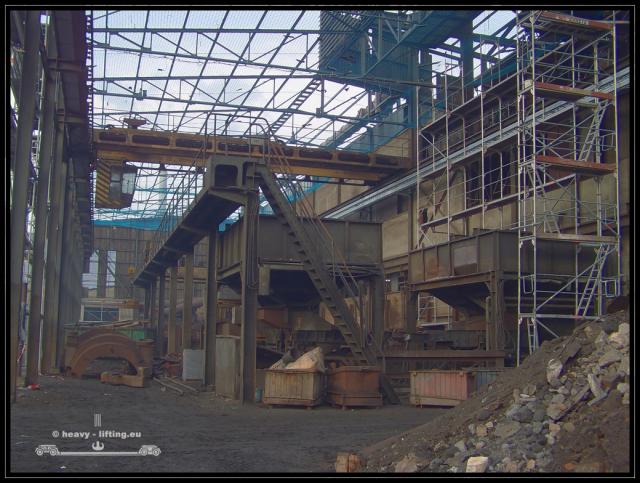 Halle_innen1.jpg