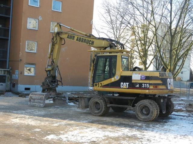 004m.JPG