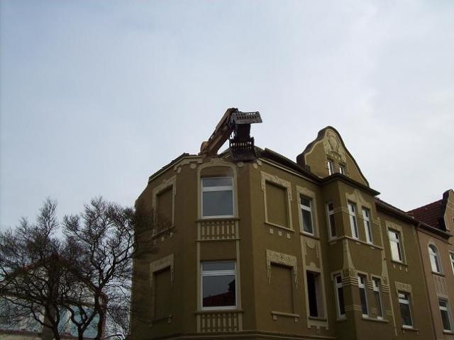 2012/02/post-7003-1330361557_thumb.jpg