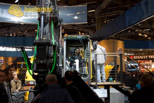 Intermat2012_Fotostrecke_369_411.JPG