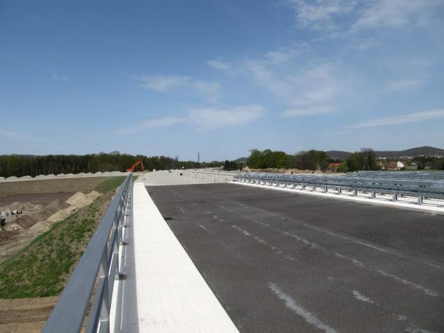 2012/04/post-16228-1335632315_thumb.jpg
