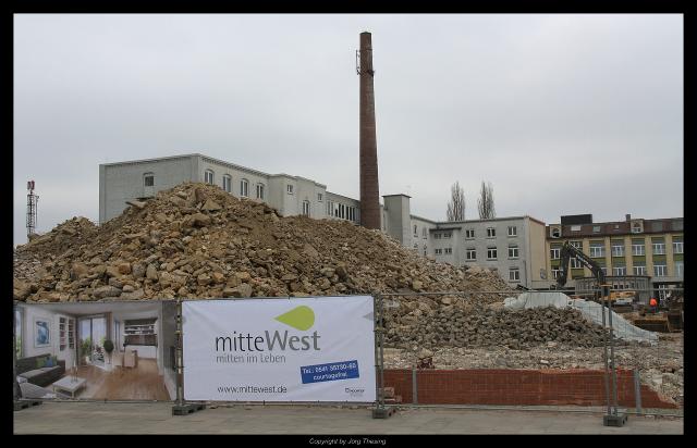 _mitteWest_05._April_2012__0_.jpg