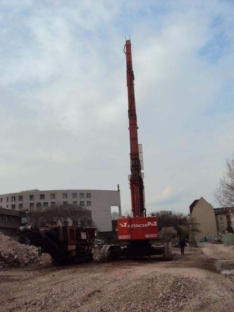 2012/04/post-8410-1333396365_thumb.jpg