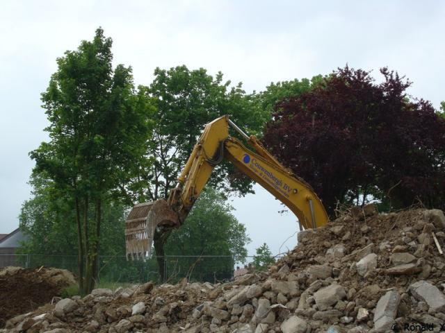 DSC08448_border.jpg