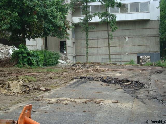 DSC08793_border.jpg