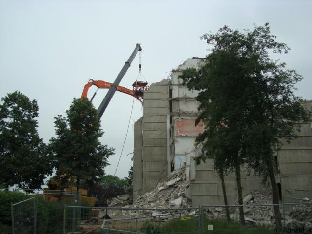DSC00247_border.jpg