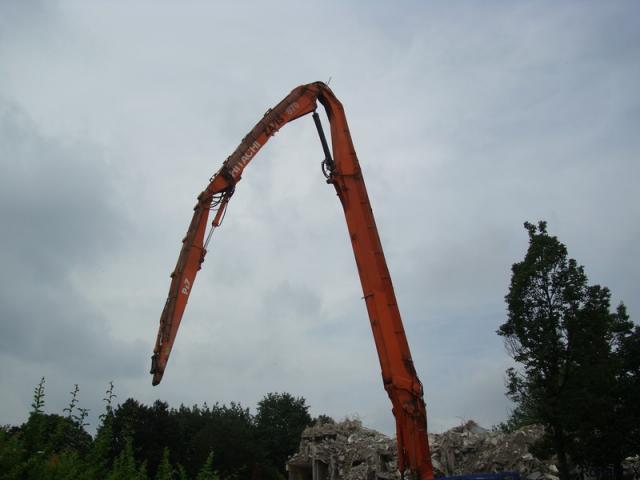 DSC09627_border.jpg