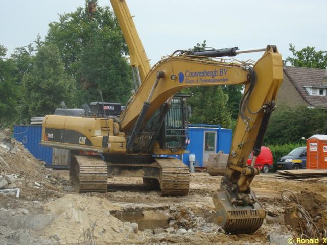 DSC00300_border.jpg