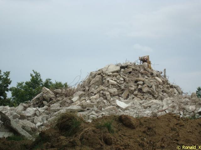 DSC00400_border.jpg