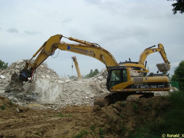 DSC00422_border.jpg