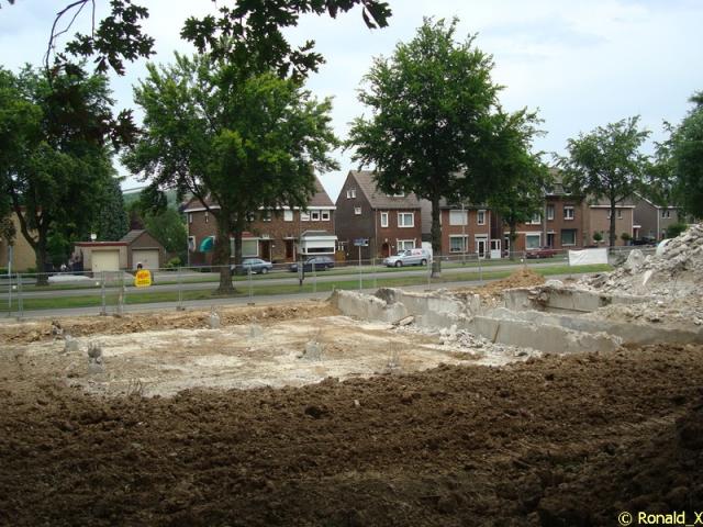 DSC00458_border.jpg