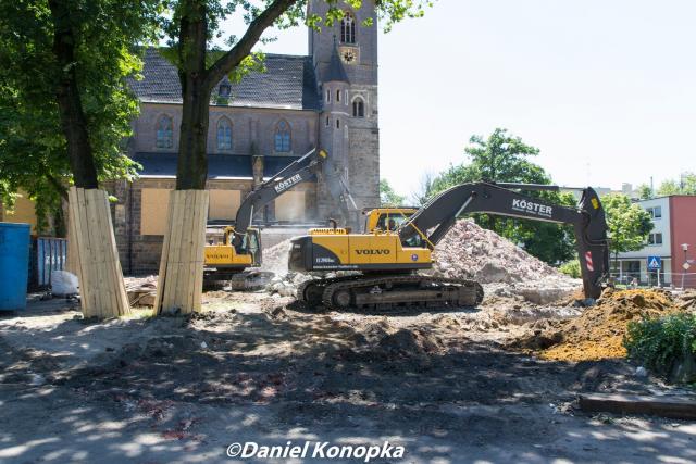 Abbruch_Kirche_23.07.2012__5_von_19_.jpg