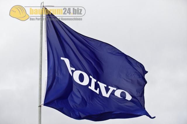 Volvo_Flagge.JPG