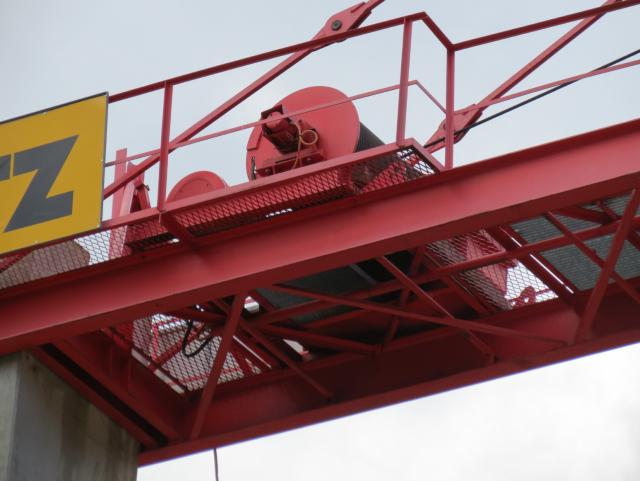 Liebherr_Wolf_Glotten_SG_und_Schachen_134_1.JPG
